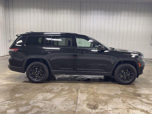 used 2024 Jeep Grand Cherokee L car, priced at $34,365