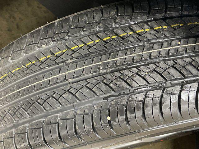 used 2023 Chrysler Pacifica car, priced at $35,324