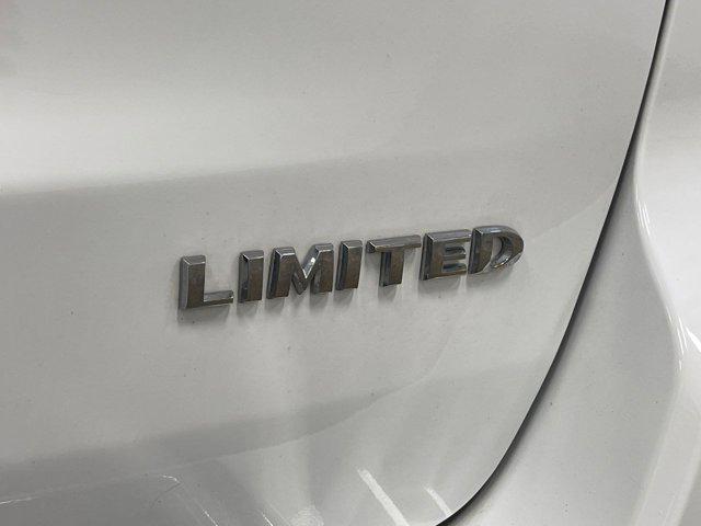 used 2021 Jeep Grand Cherokee car, priced at $27,348