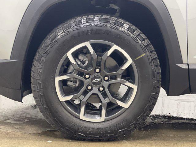 new 2026 Chevrolet Equinox car, priced at $33,021