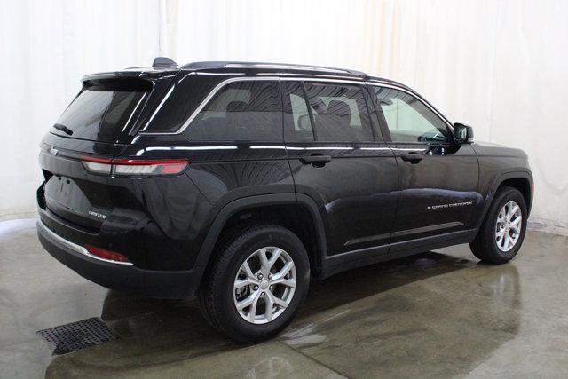 used 2024 Jeep Grand Cherokee car, priced at $38,036