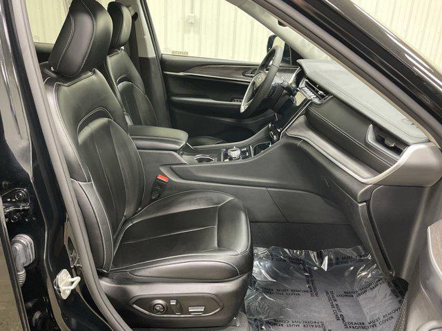 used 2024 Jeep Grand Cherokee car, priced at $37,816