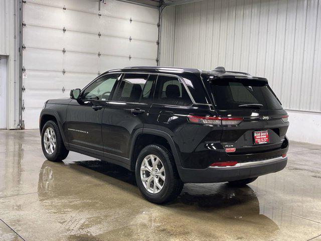 used 2024 Jeep Grand Cherokee car, priced at $37,816