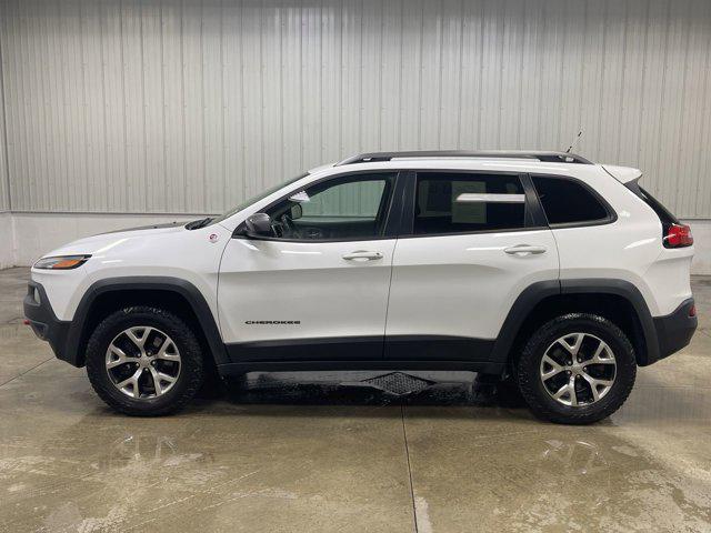 used 2015 Jeep Cherokee car, priced at $13,998