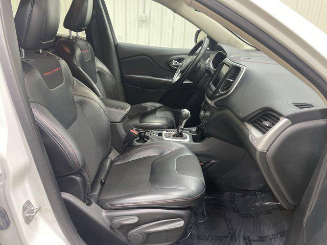 used 2015 Jeep Cherokee car, priced at $13,998
