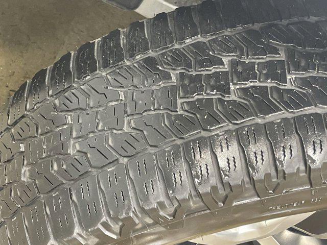 used 2015 Jeep Cherokee car, priced at $13,998
