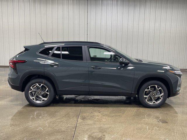 new 2025 Chevrolet Trax car, priced at $25,604