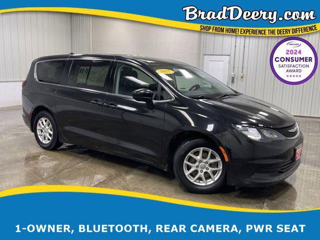 used 2017 Chrysler Pacifica car, priced at $7,440