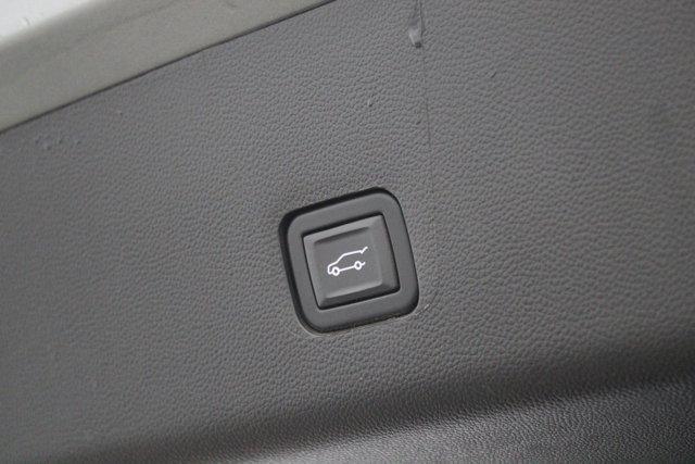 used 2023 Chevrolet Traverse car, priced at $29,525