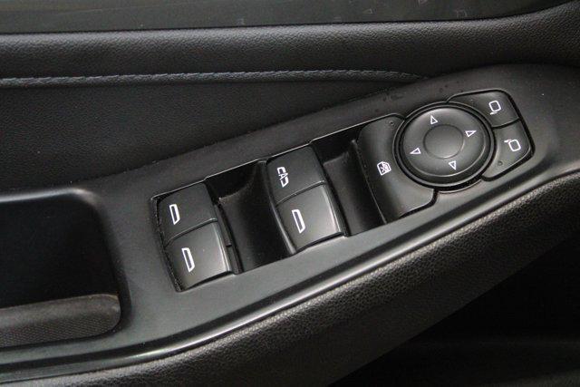 used 2023 Chevrolet Traverse car, priced at $28,330