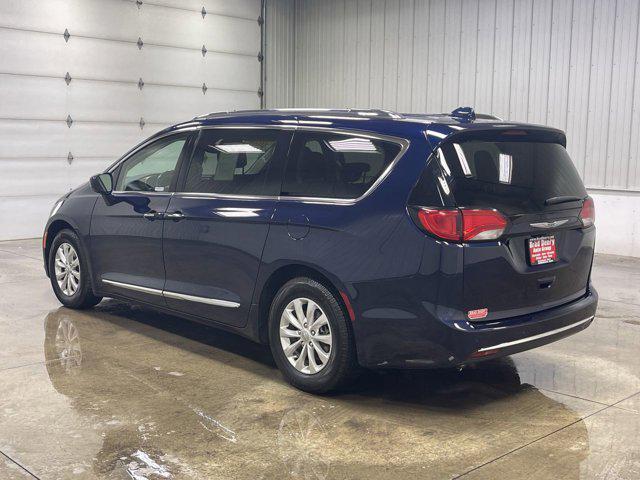 used 2019 Chrysler Pacifica car, priced at $20,055