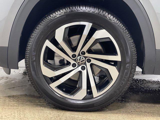 used 2022 Volkswagen Atlas car, priced at $26,358