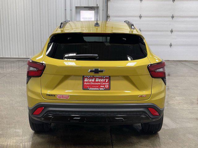 new 2025 Chevrolet Trax car, priced at $26,127