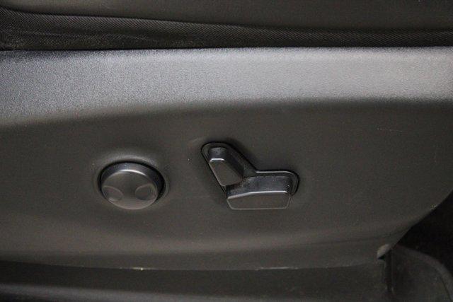 used 2023 Chrysler Pacifica car, priced at $31,003