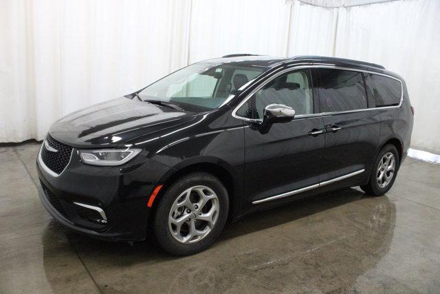 used 2023 Chrysler Pacifica car, priced at $31,003