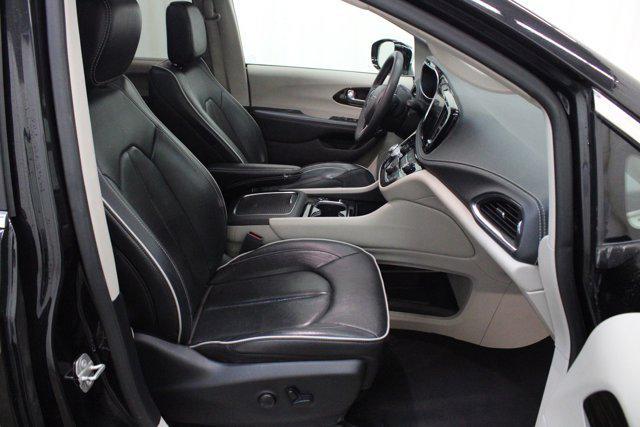 used 2023 Chrysler Pacifica car, priced at $31,003