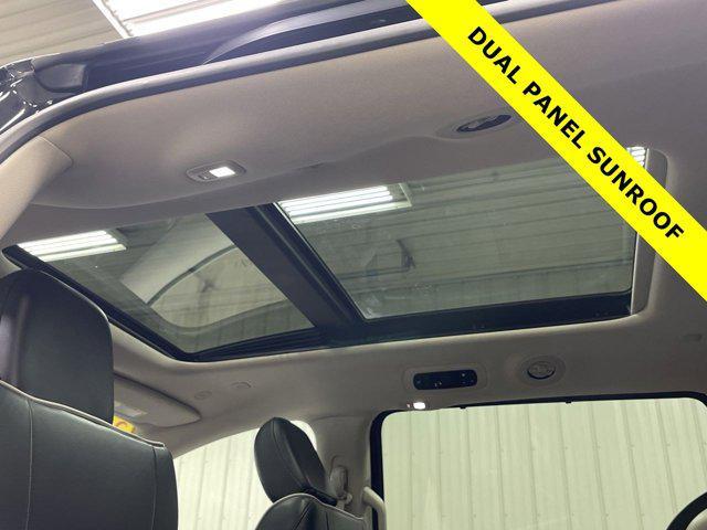 used 2023 Chrysler Pacifica car, priced at $28,026