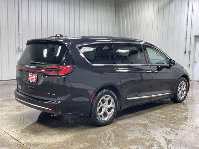 used 2023 Chrysler Pacifica car, priced at $28,026