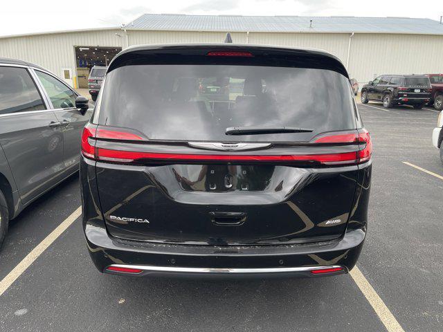 new 2025 Chrysler Pacifica car, priced at $48,720