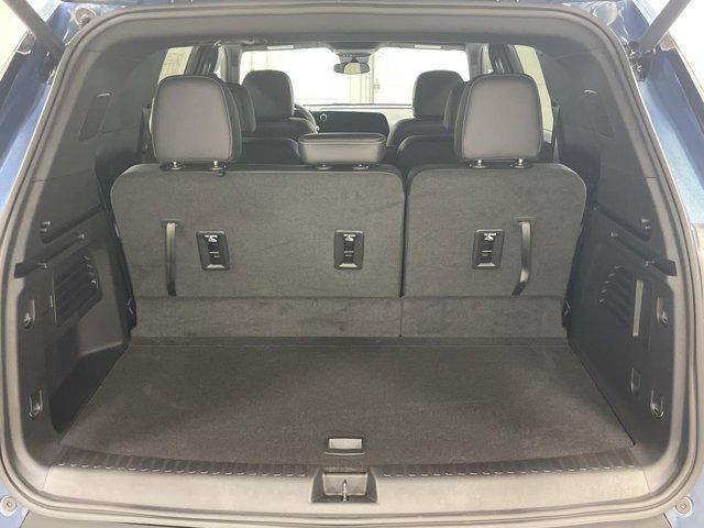 new 2025 Chevrolet Traverse car, priced at $42,560