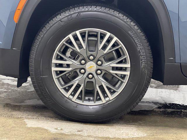 new 2025 Chevrolet Traverse car, priced at $42,560