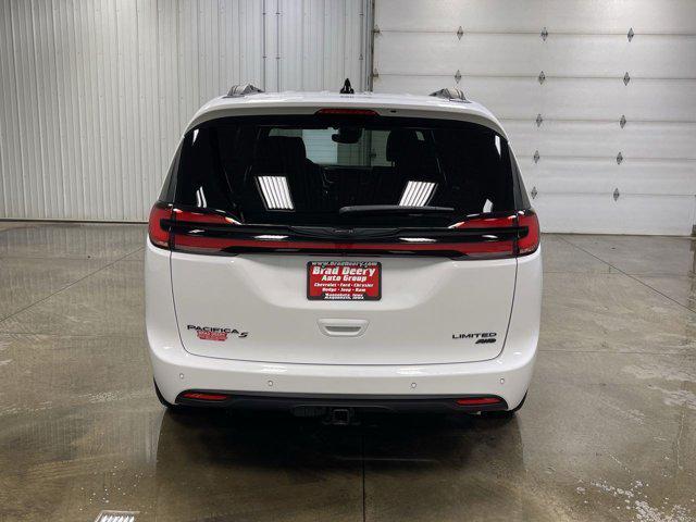 new 2024 Chrysler Pacifica car, priced at $53,166
