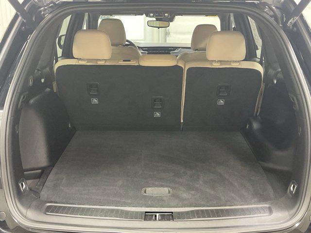 used 2023 Jeep Grand Cherokee car, priced at $29,407