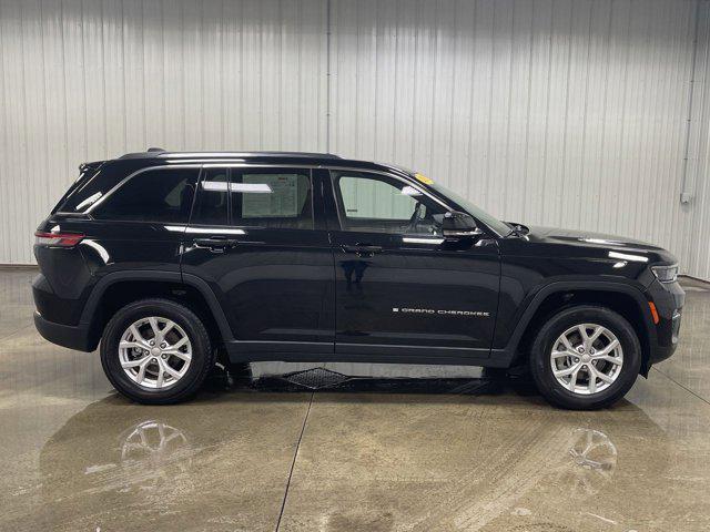 used 2023 Jeep Grand Cherokee car, priced at $29,407