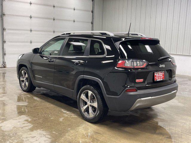 used 2019 Jeep Cherokee car, priced at $17,404