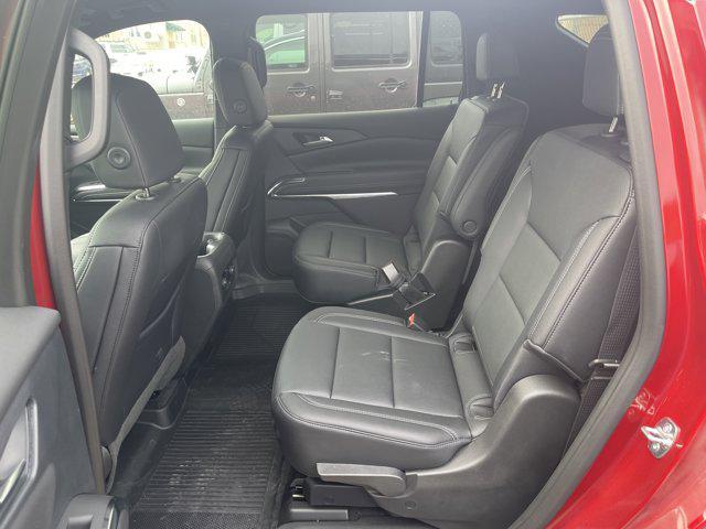 used 2025 Chevrolet Traverse car