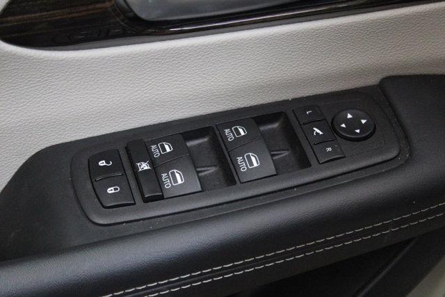 used 2024 Chrysler Pacifica car, priced at $38,974
