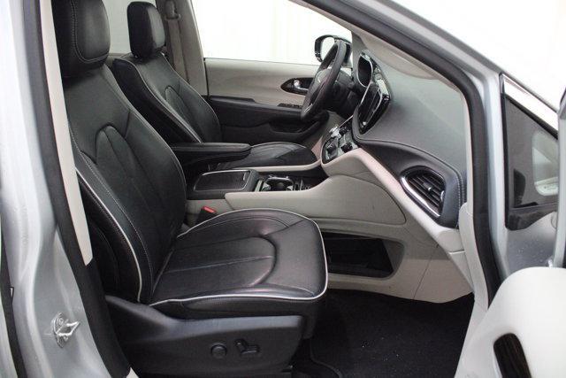 used 2024 Chrysler Pacifica car, priced at $38,974
