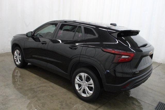 used 2024 Chevrolet Trax car, priced at $20,955