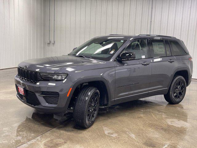 new 2025 Jeep Grand Cherokee car, priced at $40,881