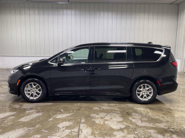 used 2025 Chrysler Pacifica car, priced at $36,132