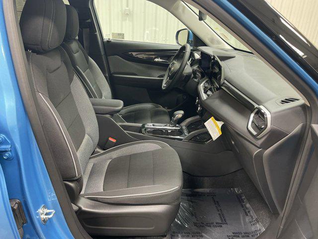 new 2025 Chevrolet TrailBlazer car, priced at $30,475