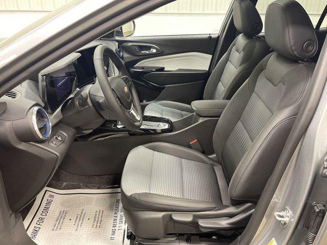 new 2025 Chevrolet Trax car, priced at $25,163