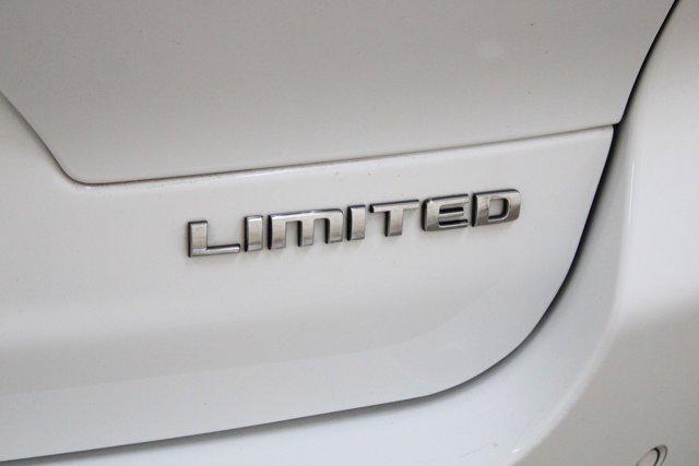 used 2023 Jeep Grand Cherokee L car, priced at $32,622