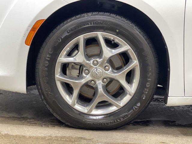 used 2018 Chrysler Pacifica car, priced at $10,950