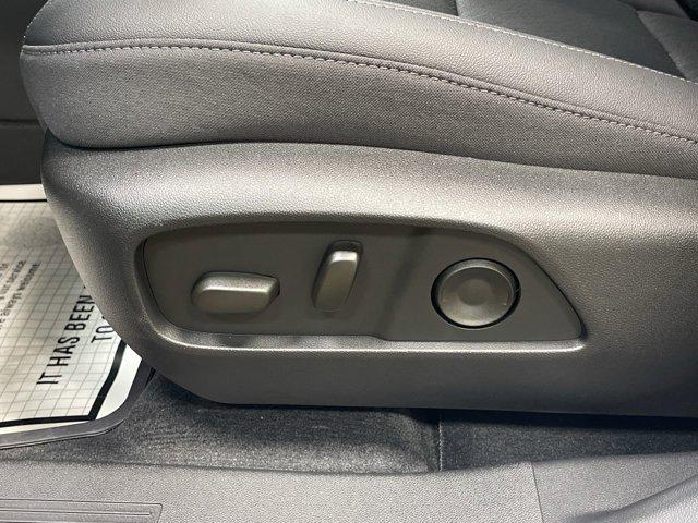 new 2025 Chevrolet Equinox car, priced at $31,934