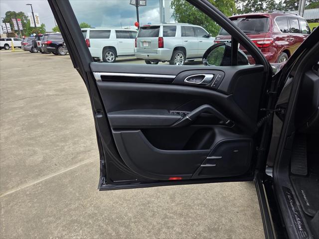 used 2017 Porsche Cayenne car, priced at $29,880