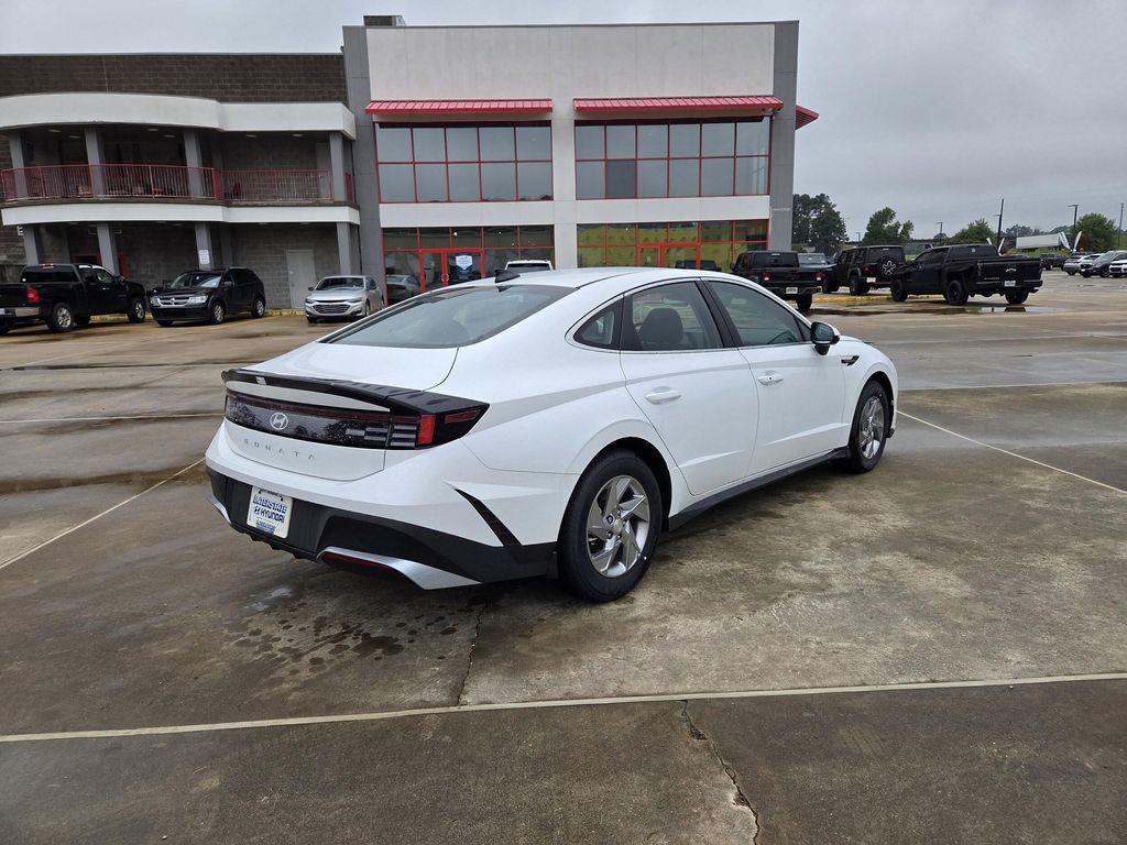 new 2025 Hyundai Sonata car, priced at $29,230
