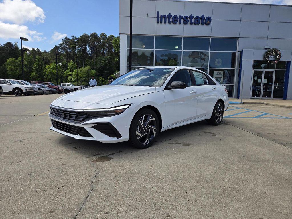 new 2025 Hyundai Elantra car, priced at $29,585