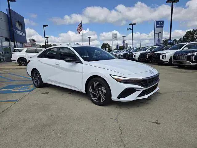 new 2025 Hyundai Elantra car, priced at $30,585