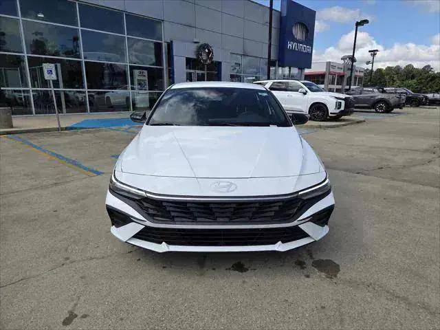 new 2025 Hyundai Elantra car, priced at $30,585