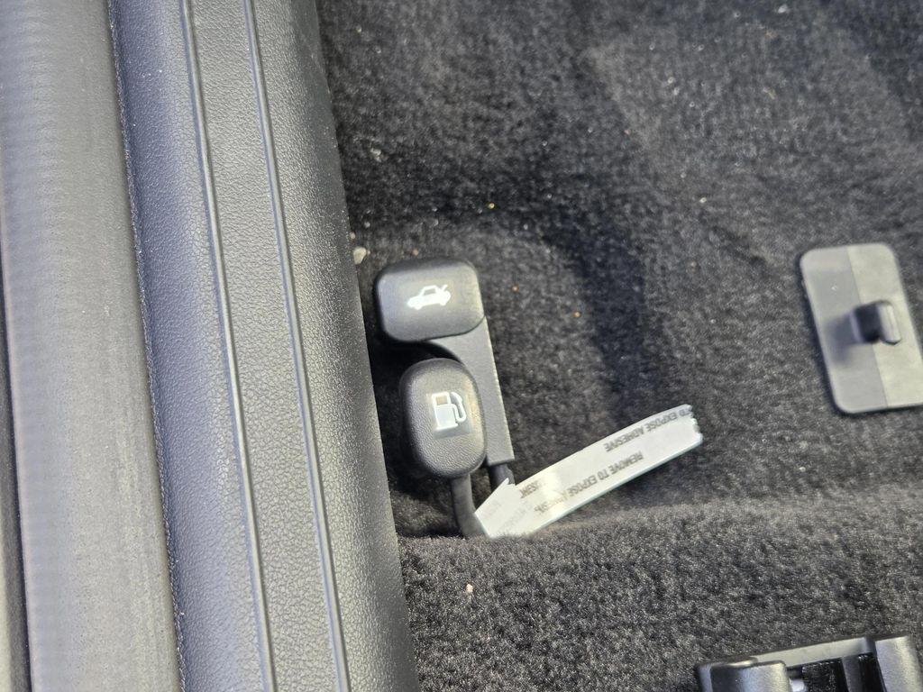 new 2025 Hyundai Elantra car, priced at $29,585