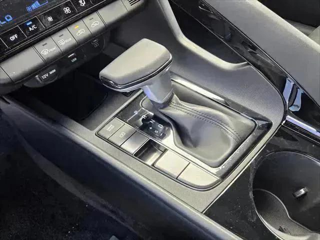 new 2025 Hyundai Elantra car, priced at $30,585