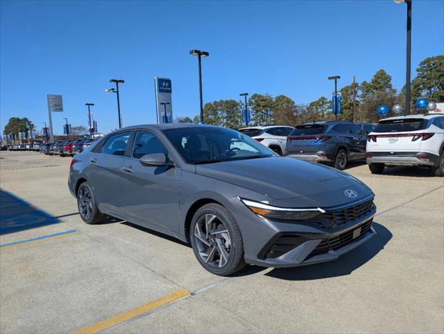 new 2025 Hyundai Elantra car, priced at $28,220