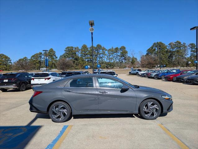 new 2025 Hyundai Elantra car, priced at $28,220