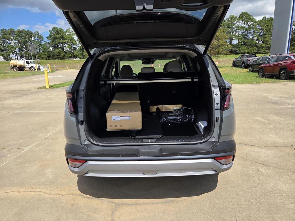 new 2026 Hyundai Tucson car, priced at $41,895